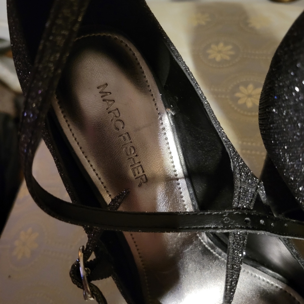 Shoes - Picture 3 of 3